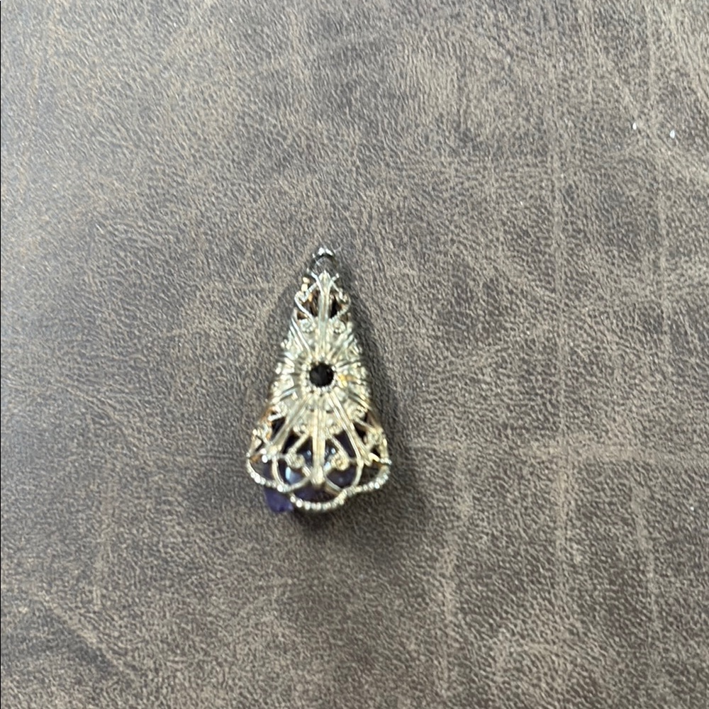 Vintage Handmade Elegant Brass and Amethyst Pendant - Picture 2 of 3